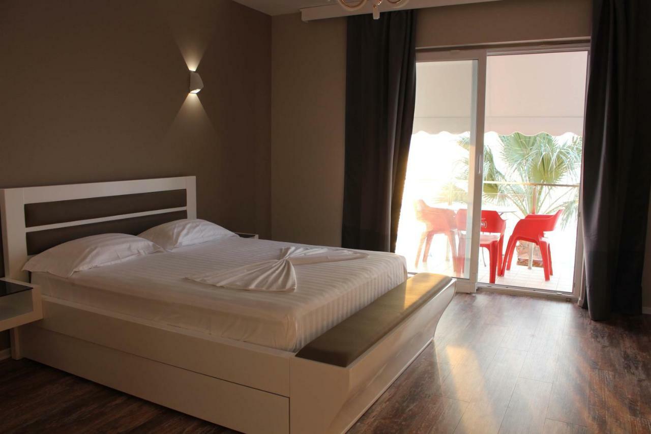 Palmanova Beach Mardok Vlore Luaran gambar